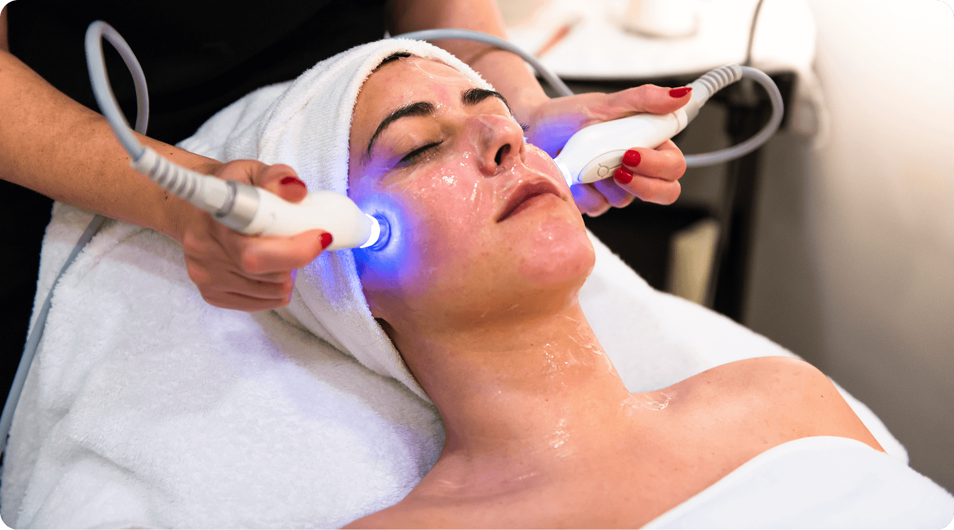 HydraFacial Treatment in Bangalore: What to Expect and Here is What You Need to Know